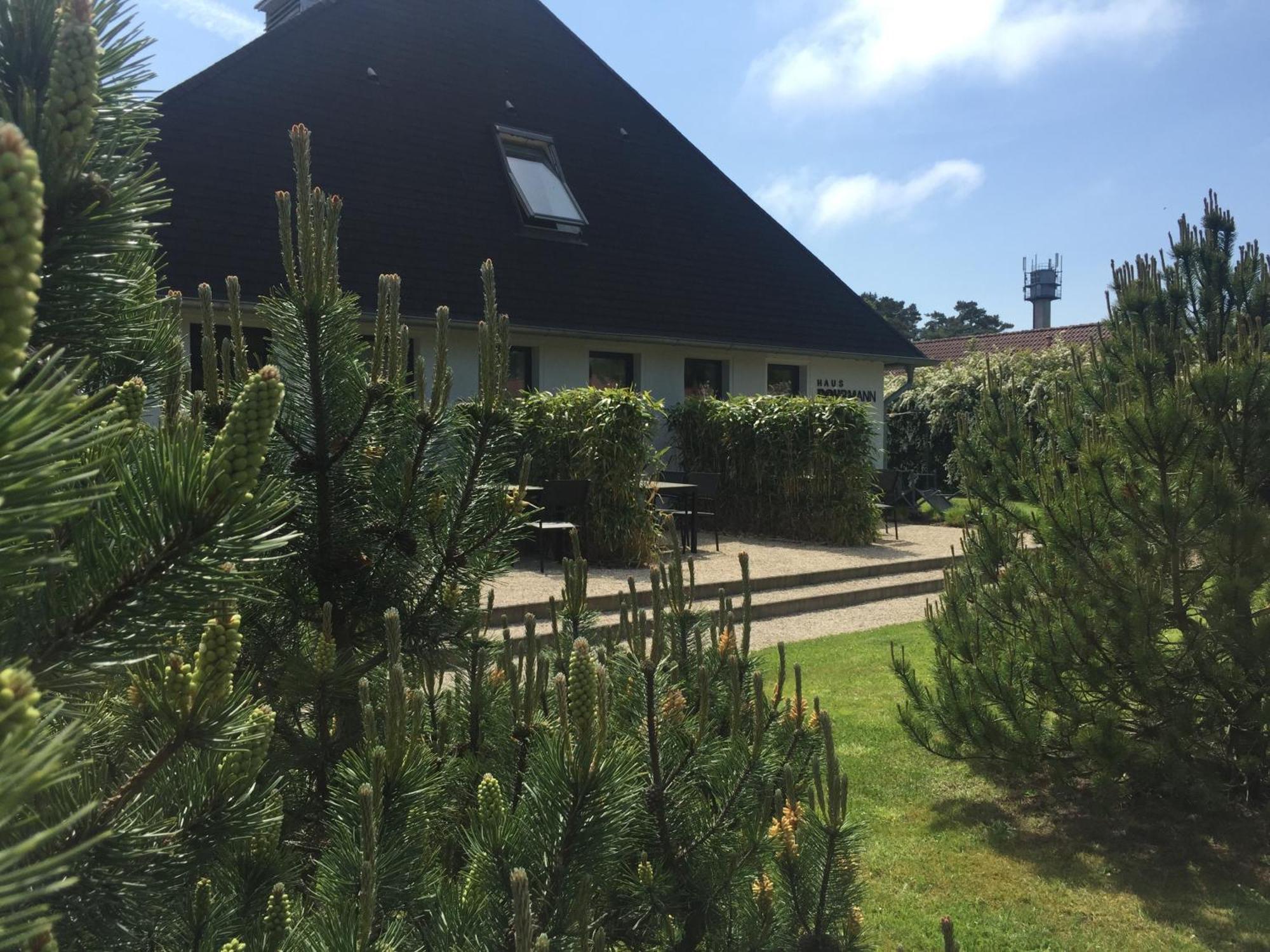 Appartement Haus Dohrmann - Stilvoll Wohnen Im Gruenen Mit Direktem Strandzugang Binz