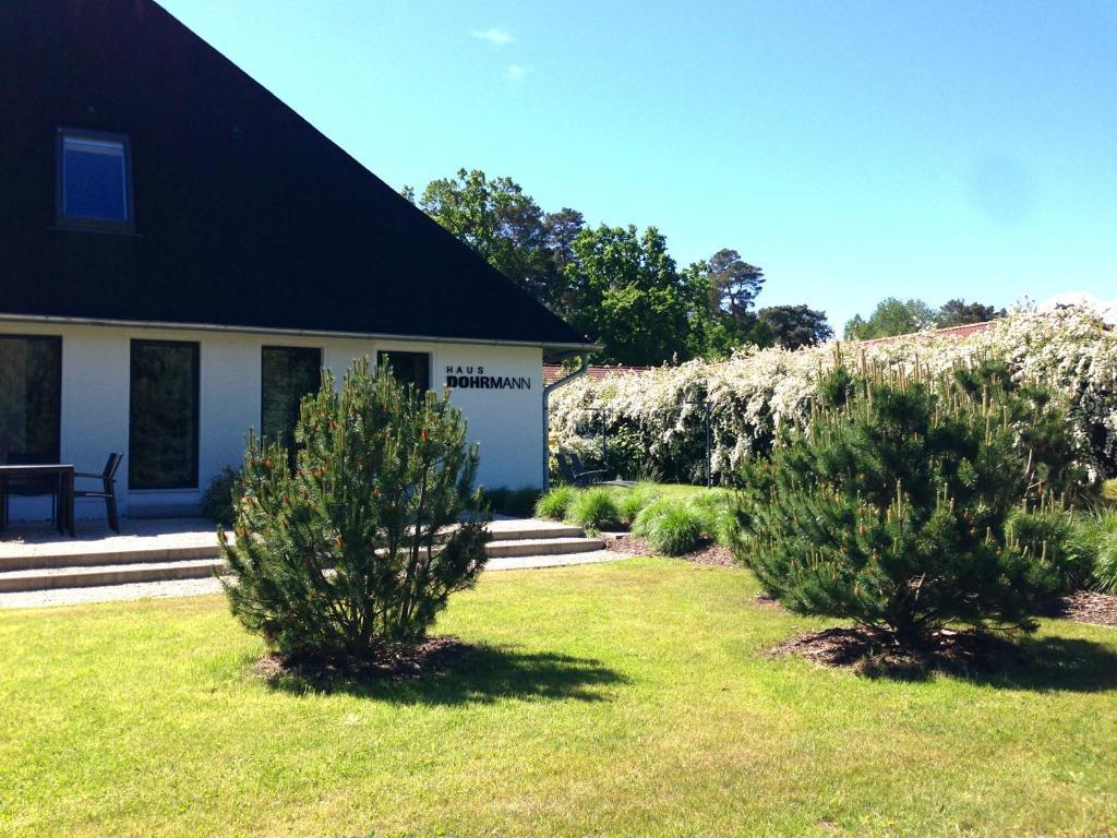 Appartement Haus Dohrmann - Stilvoll Wohnen Im Gruenen Mit Direktem Strandzugang
